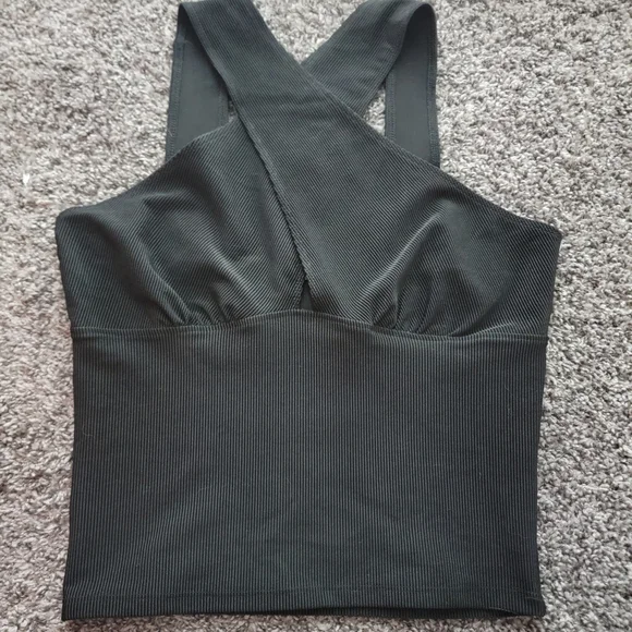 Cross top - Picture 2 of 2